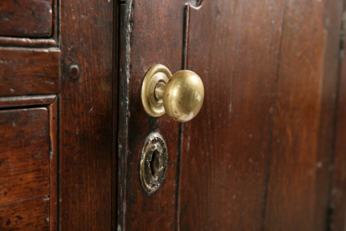 18th Century English Georgian Oak Sideboard - Image 3