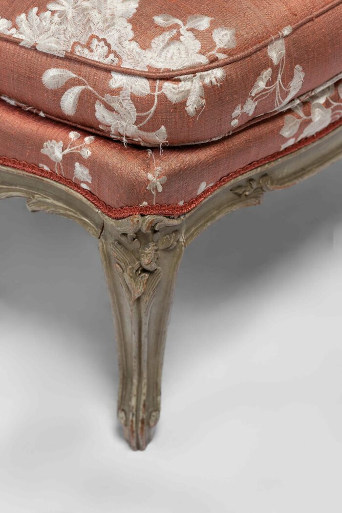 French-Decorated-Chaise-longue