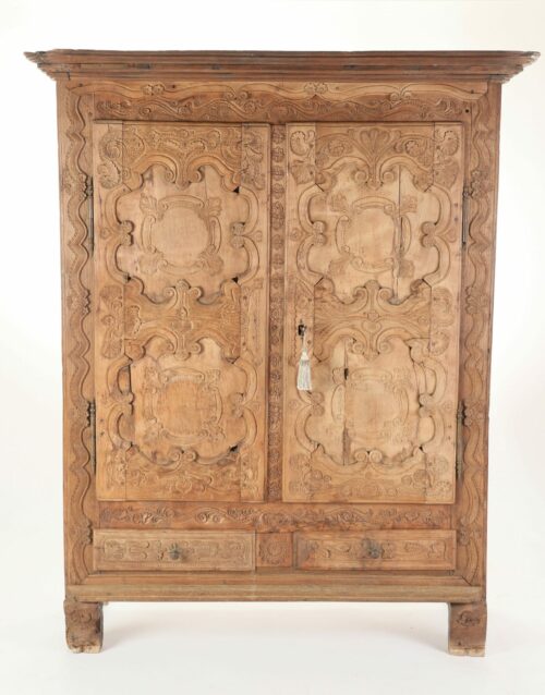 18th-Century-Spanish-Oak-Armoire-03JP