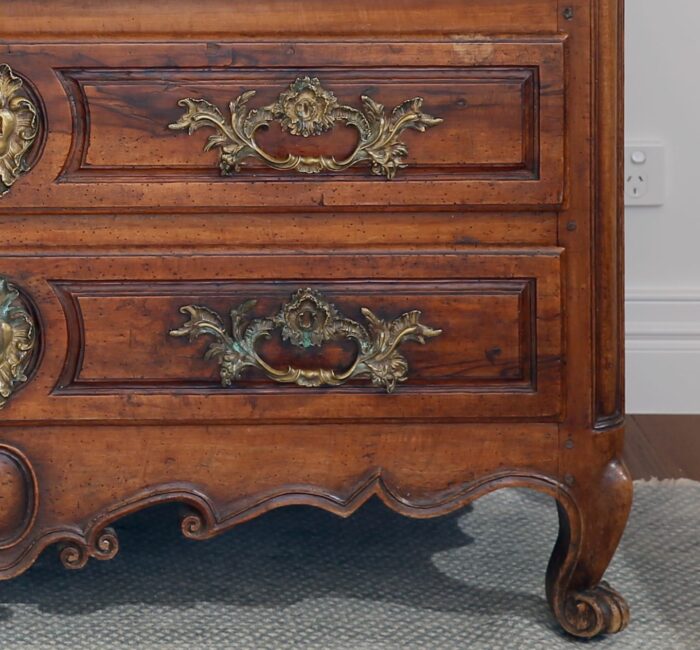 18th century french walnut commode L85PT c