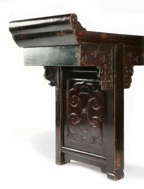 19th Century Lacquered Alter Table 2031N c scaled