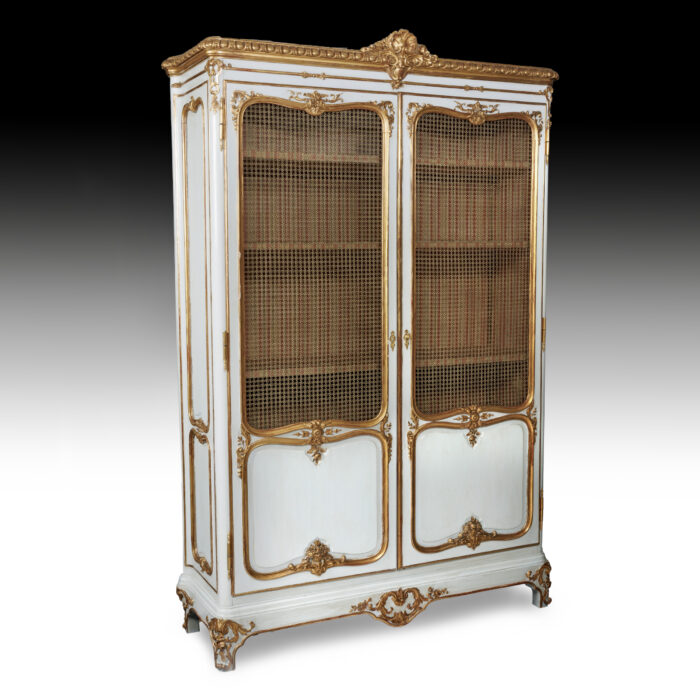 Early 18th Century French Parcel Gilt Armoire - Image 11