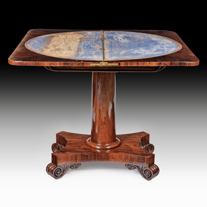 pair-regency-card-tables