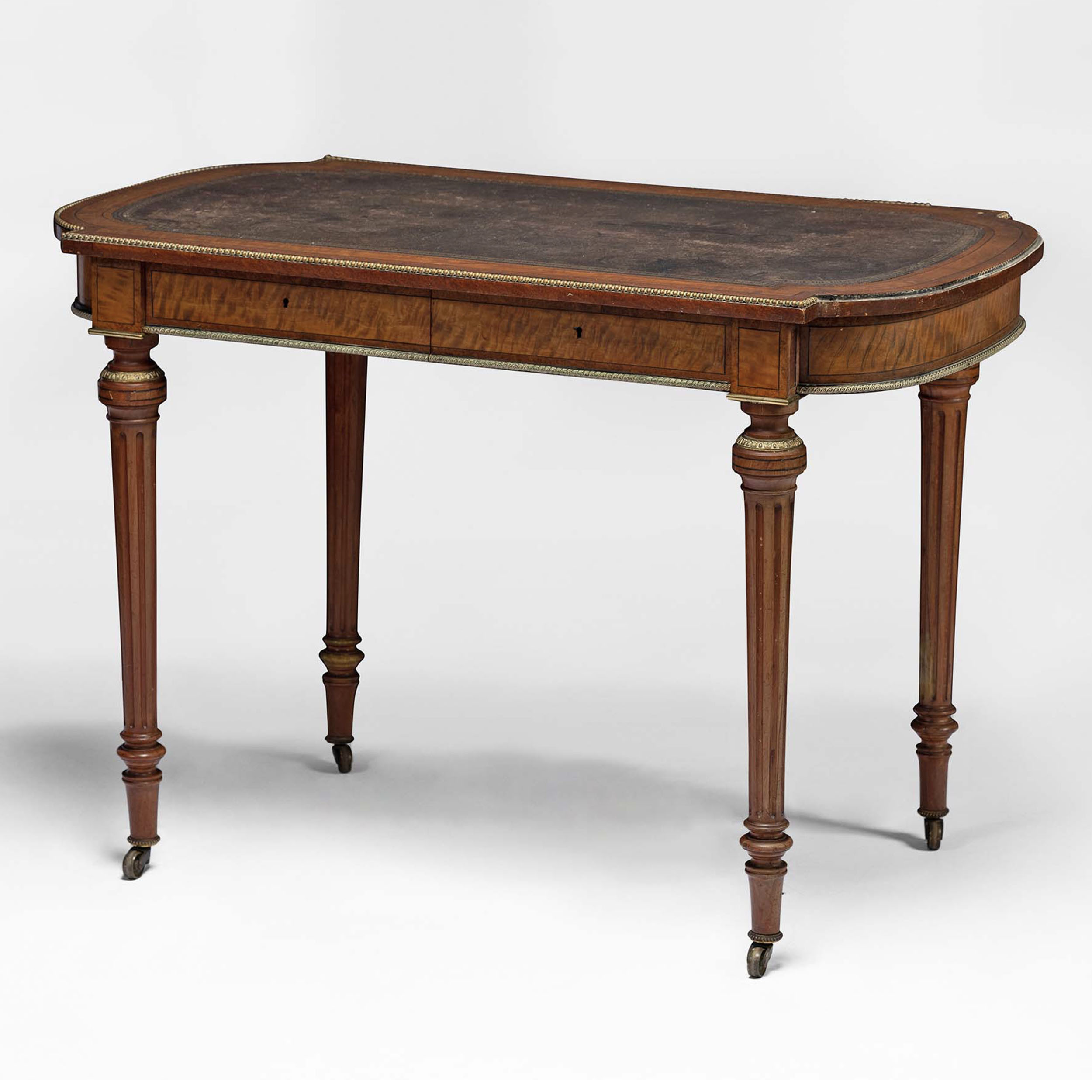 Before-After-Writing-Tables-1_before antiques-restoration