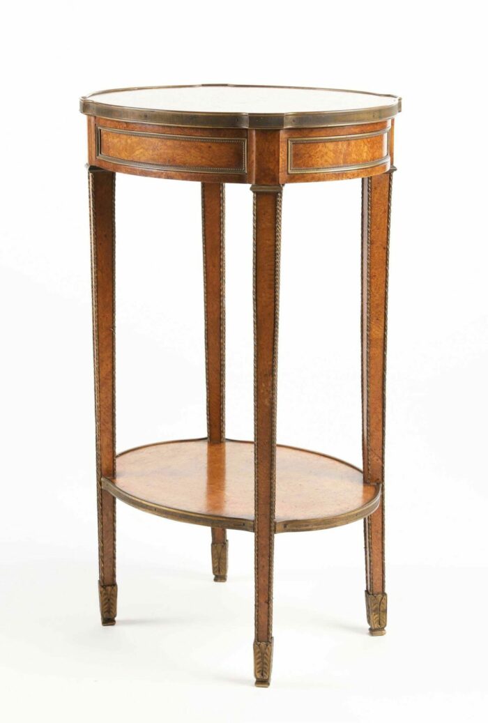 Fine Burr Elm Occasional Table - Image 5