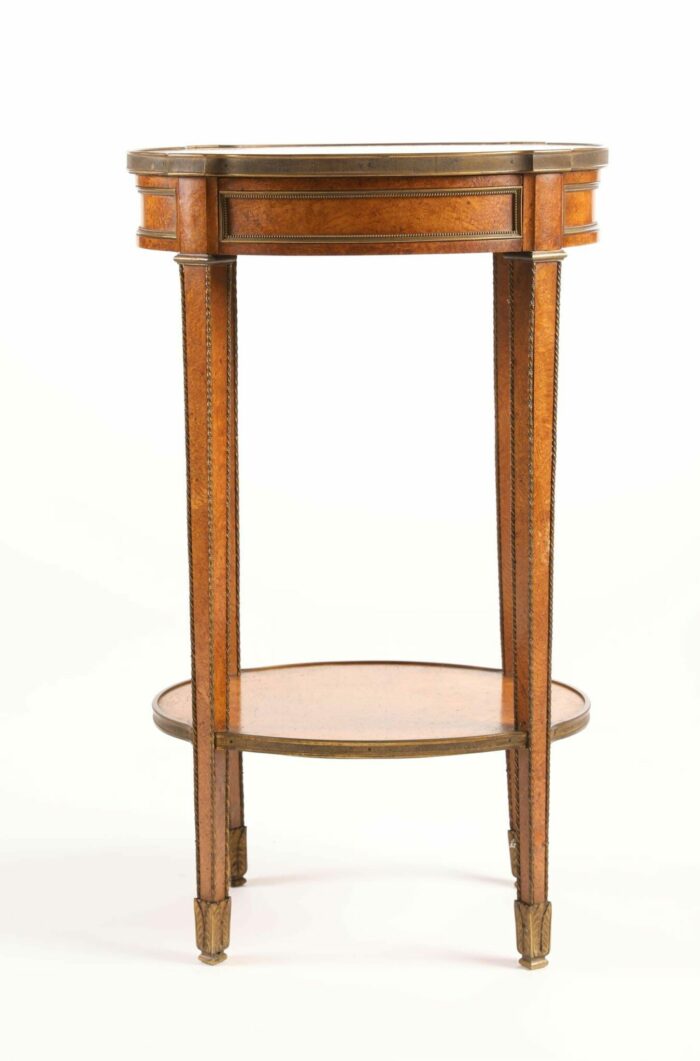 Fine Burr Elm Occasional Table - Image 3