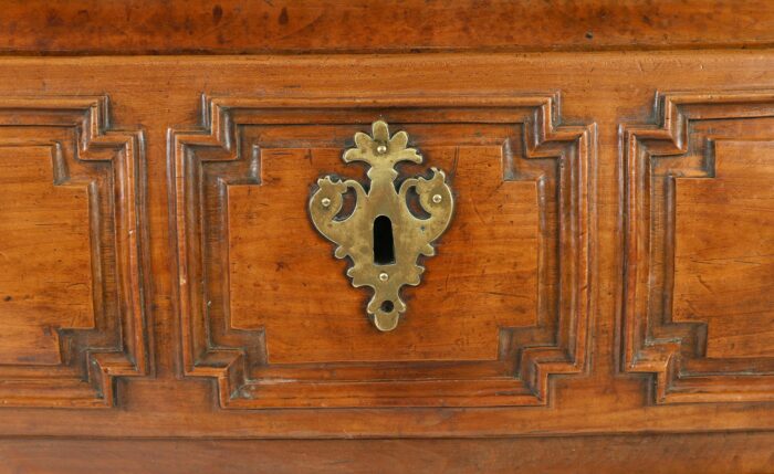 French Provincial Commode - Image 6