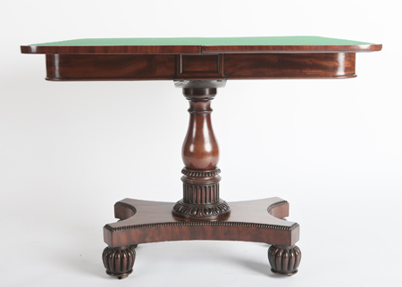 regency-card-table