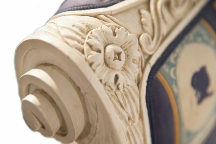 Fine 19th Century French Antique Day Bed - Image 2