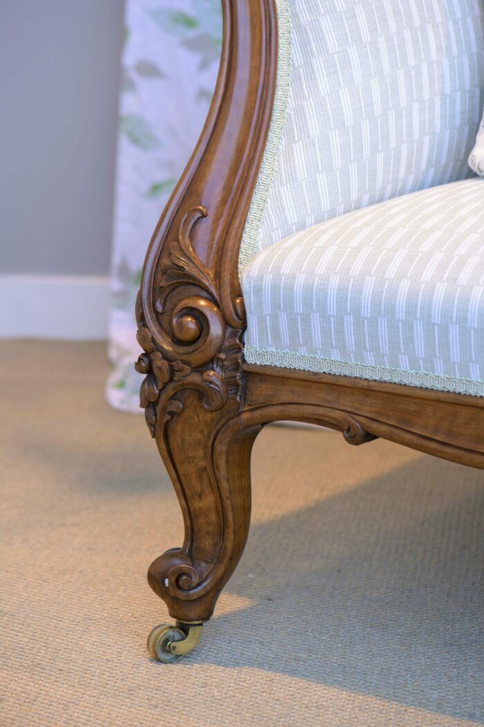English Walnut Chaise Longue by Holland & Sons - Image 4