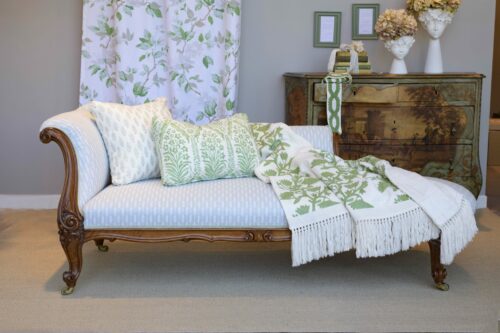 english-walnut-chaise-longue-holland