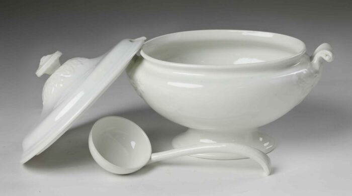19th Century Flemish Tureen - Image 3