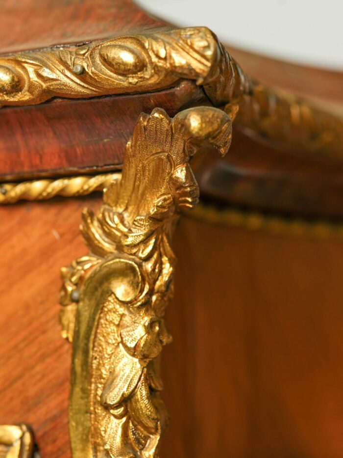 19th Century French Louis XV Vitrine - Image 8