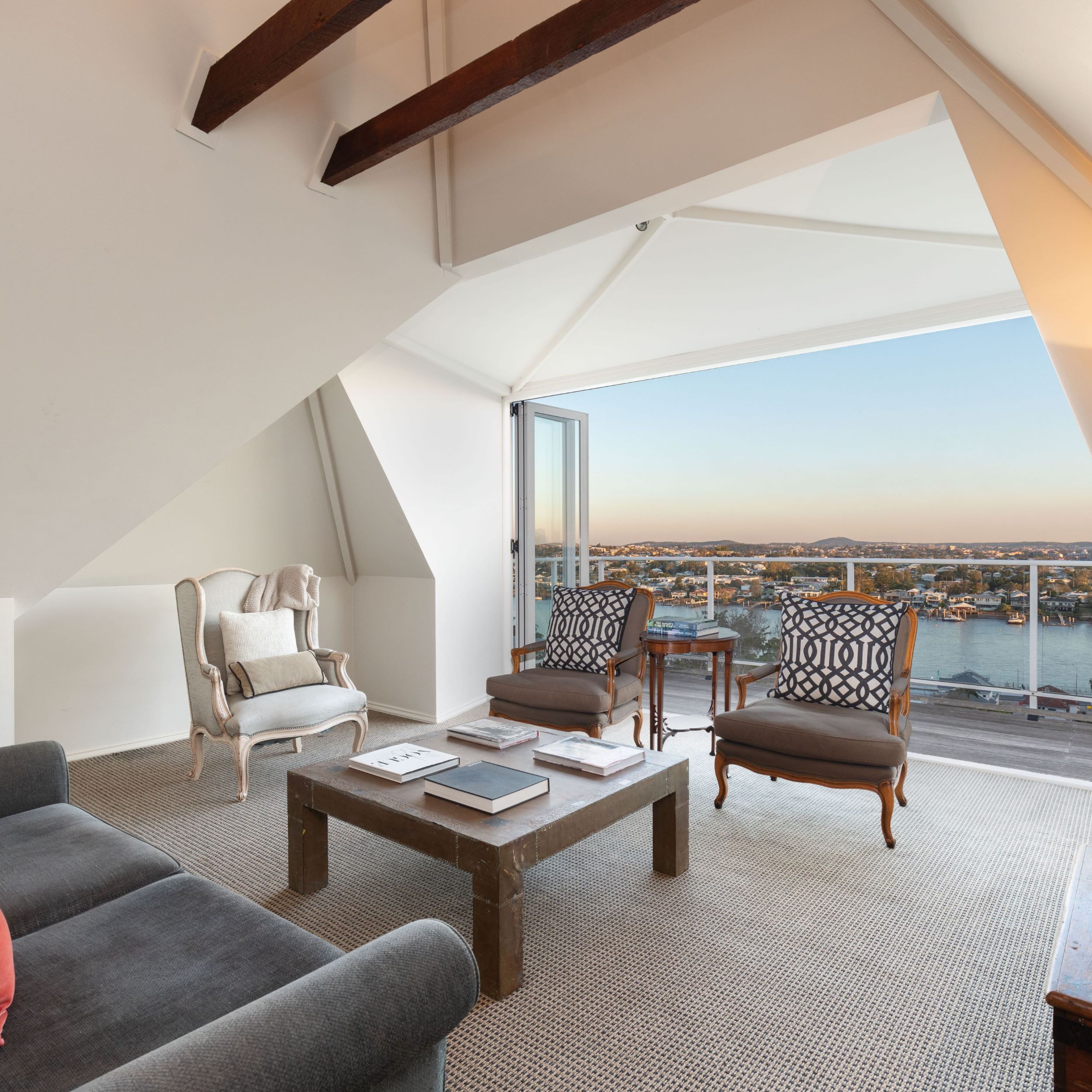 Interior-Gallery-Hamilton-House-12