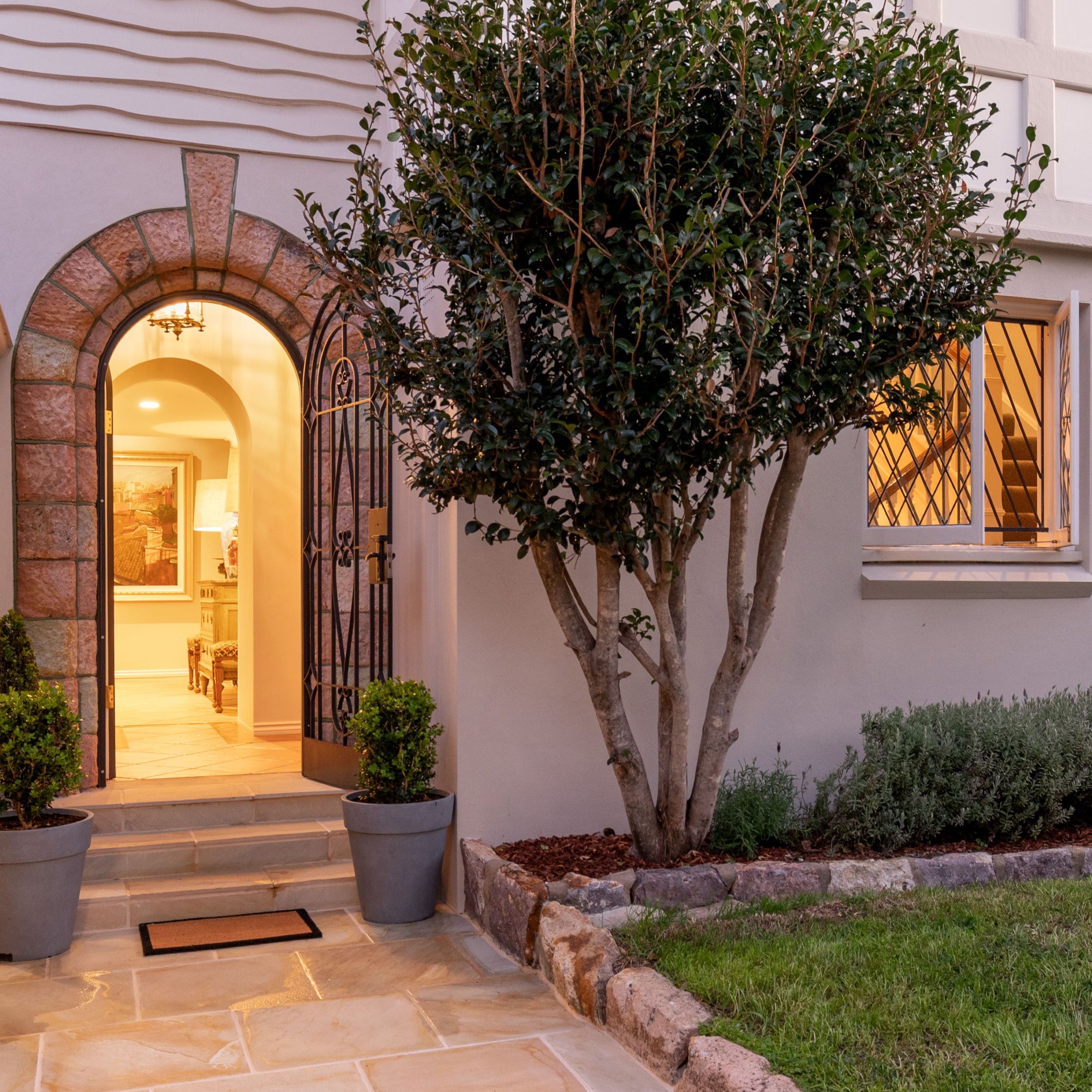 Interior-Gallery-Hamilton-House-3