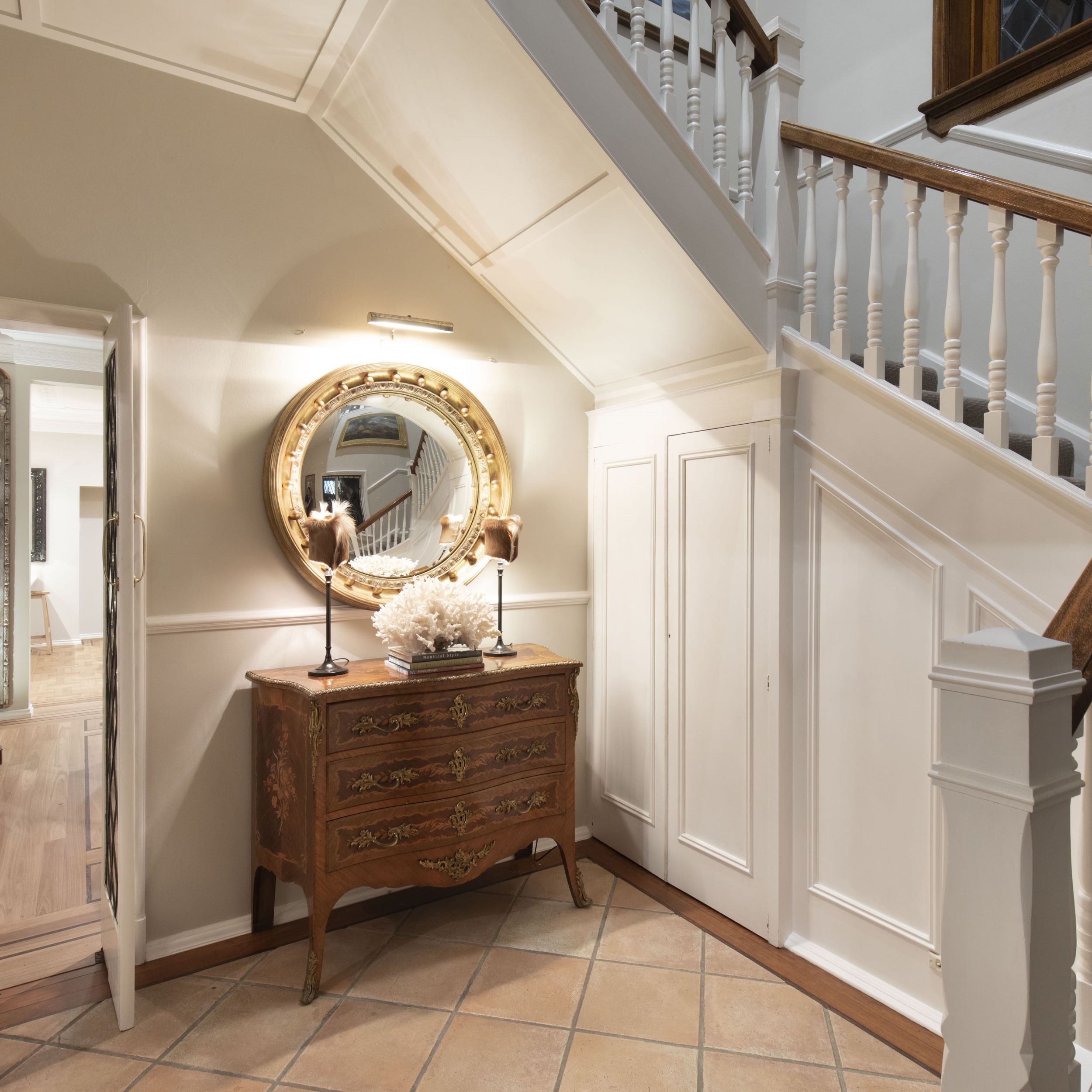 Interior-Gallery-Hamilton-House-4