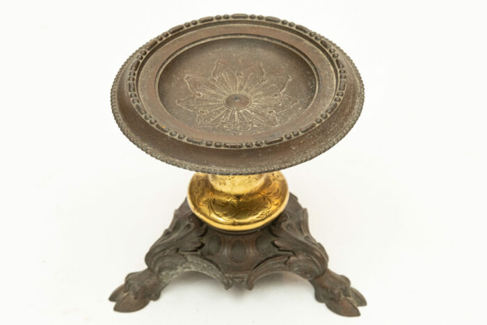Pair French Urns - Image 3