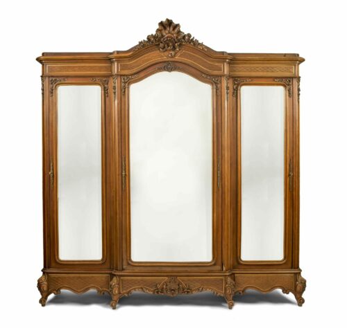 louis xv armoire 06g a scaled