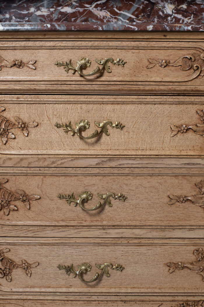 19th Century French Oak Commode - Image 3