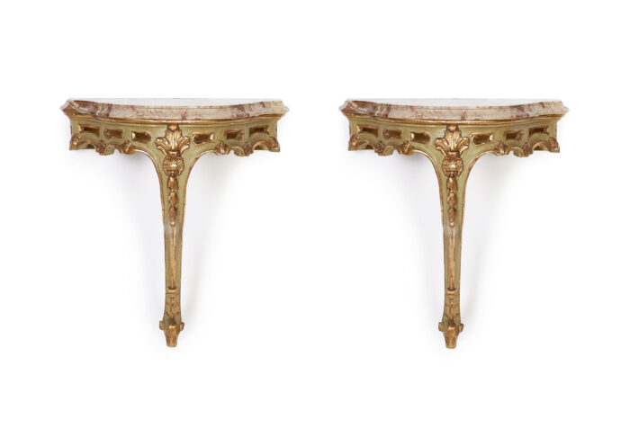 Pair-wall-consoles
