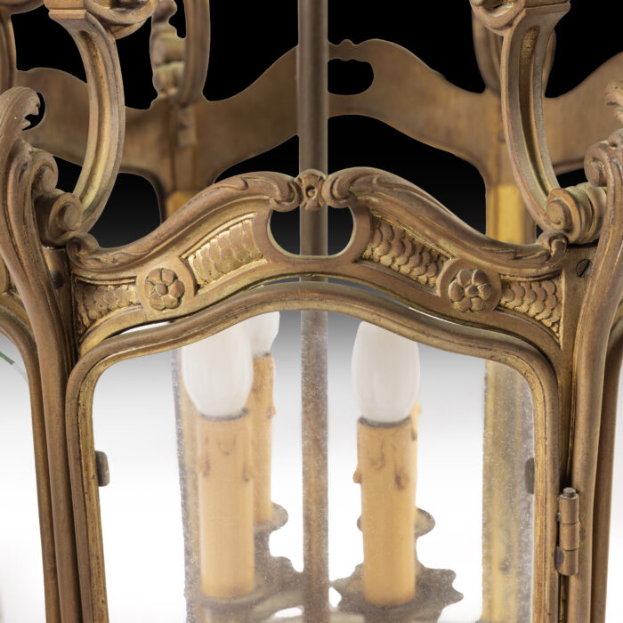 pair-antique-lanterns