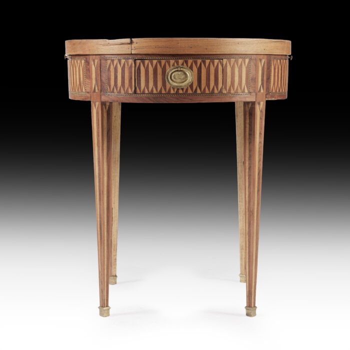 metamorphic-games-table-antique