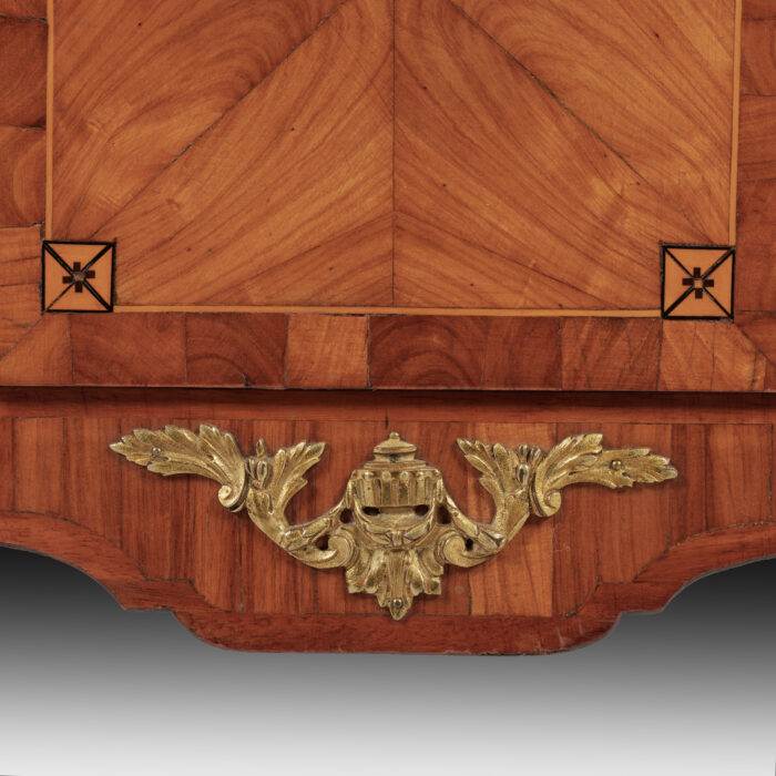 Small French Antique Commode - Image 17