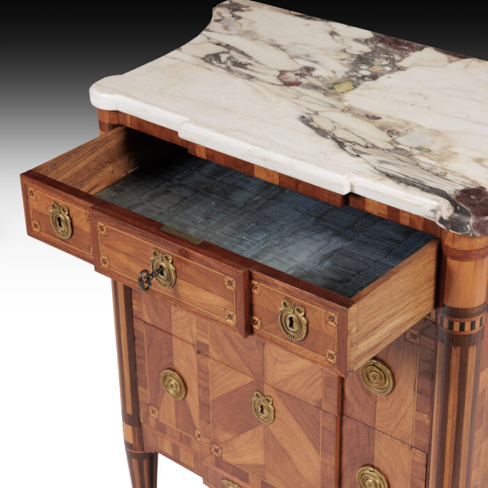Small French Antique Commode - Image 5