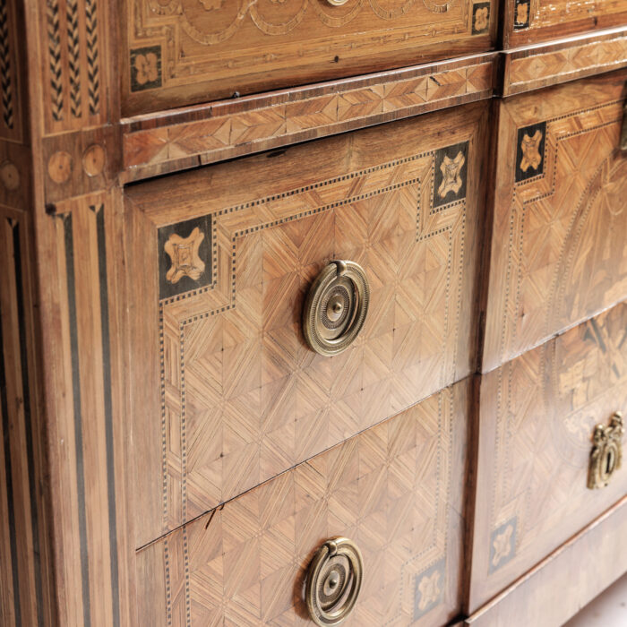 18th Century Louis XVI Commode - Image 18