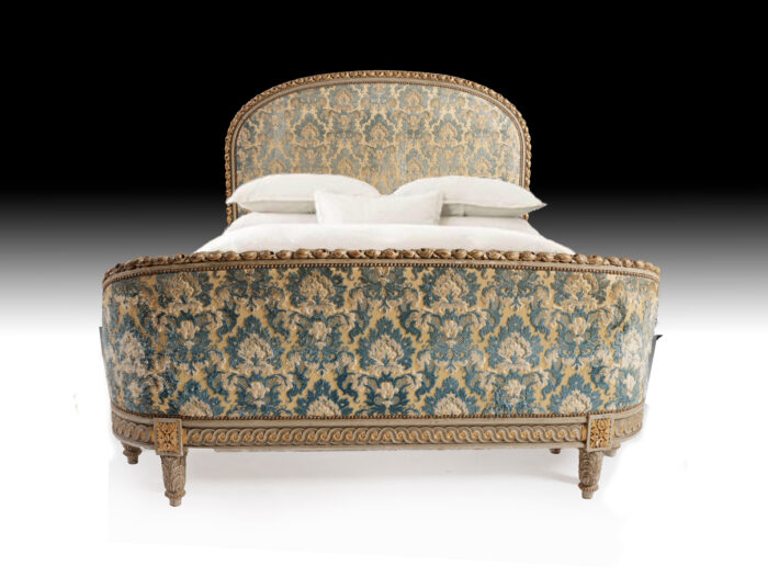 antique-bed