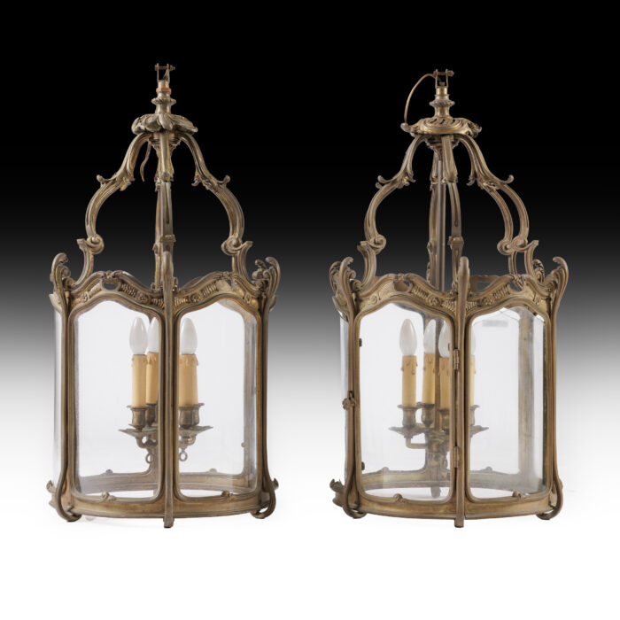 pair-antique-lanterns