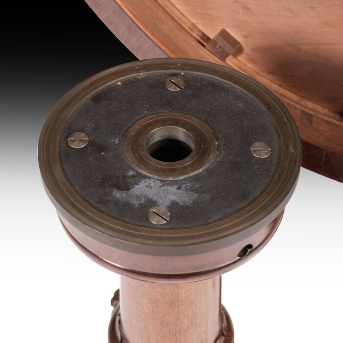 antique-statue-table