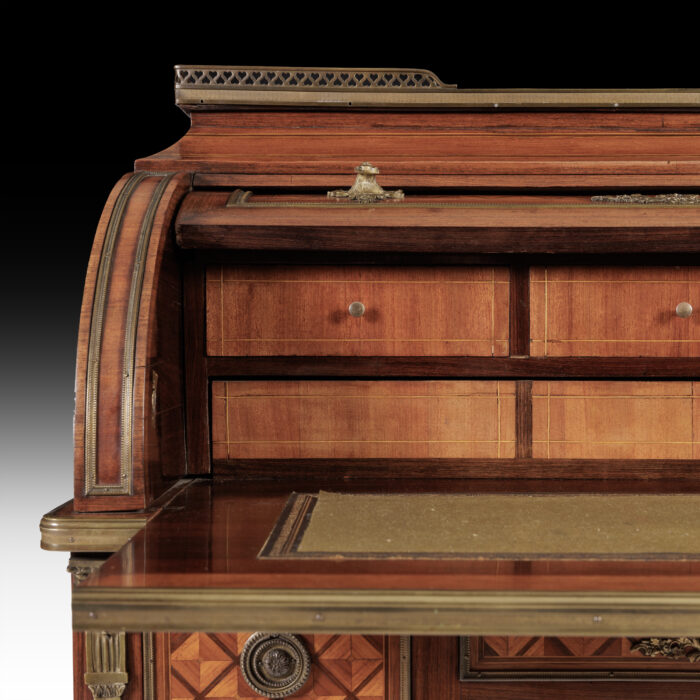 Antique Bureau à Cylindre - Image 6