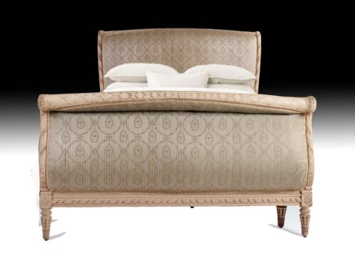 antique-sleigh-bed