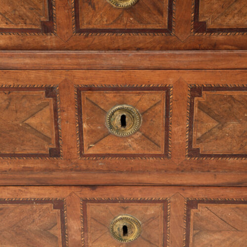 18th Century Inlaid Walnut Commode 5