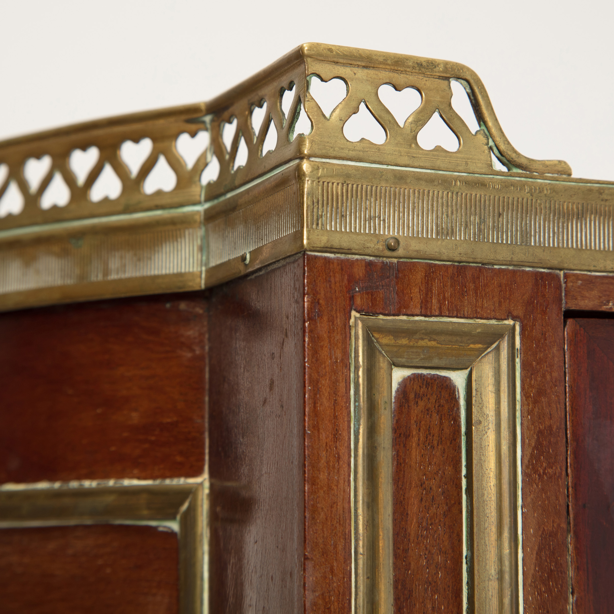 19th Century French Empire Bedside Tables (Pair) 8 WR 4273